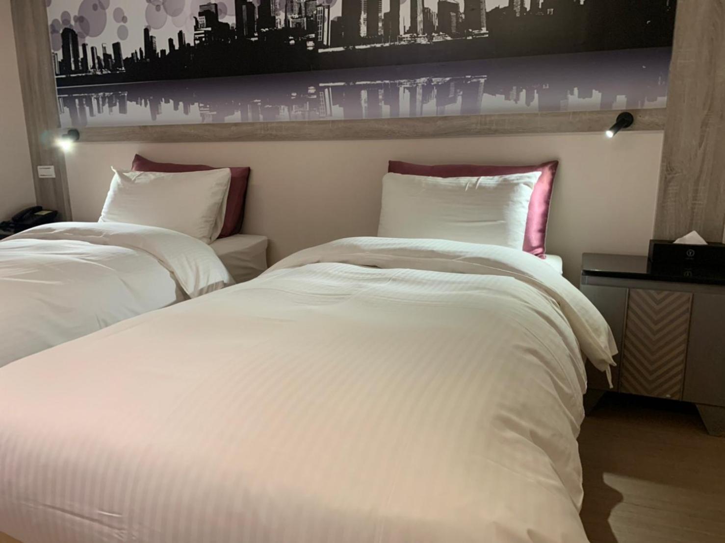Yuhao Hotel - Hsinchu Branch Phòng bức ảnh